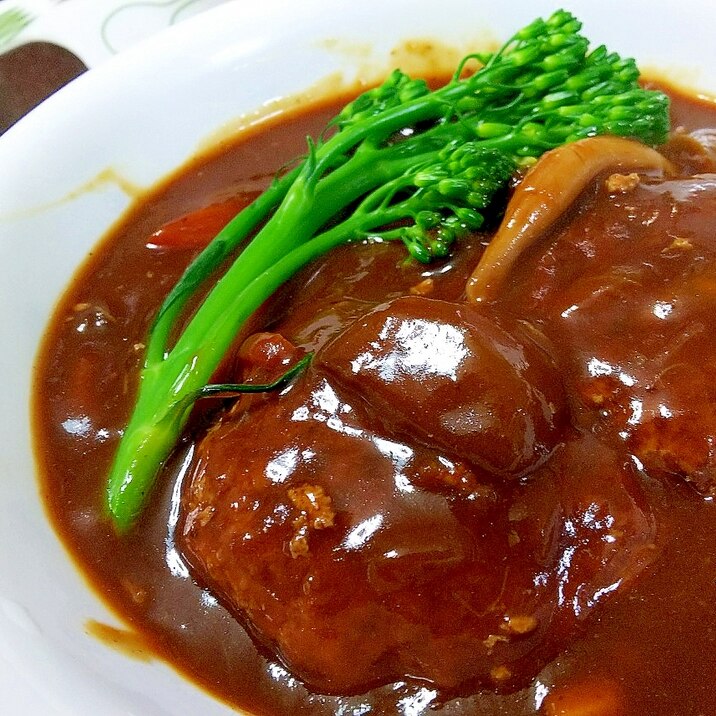 柔らかジューシーハンバーグのデミグラスソース煮込み レシピ 作り方 By 育児パパの菜園レシピ 楽天レシピ 柔らかジューシーハンバーグのデミグラスソース煮込み レシピ 作り方 By 育児パパの菜園レシピ 楽天レシピ